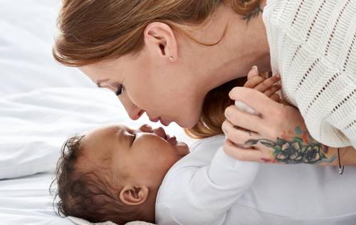 Zwei Wochen Adoptionsurlaub ab 1. Januar 2023